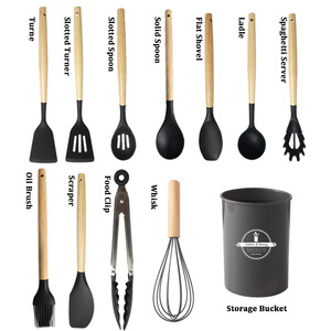 Conjunto de 12 Utensílios de Cozinha em Silicone com Cabo de Madeira - Product Image 2