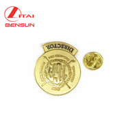 Épingles à emblèmes métalliques personnalisées de l'usine chinoise, badges simples en métal plaqué pour chapeaux, sacs et vêtements