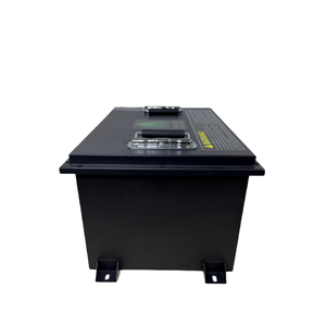 48V 150Ah Solid State LiFePO4 Batterijpakket Multi Voltage 8000 Cycli voor Elektrische Voertuigen Golfkarren Hernieuwbare Energieopslag - Product Image 1