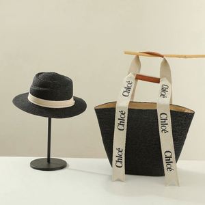 Ensemble de sac et chapeau de plage tressé fait main de haute qualité pour femme, idéal pour l'été et les voyages - Product Image 4
