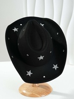 Chapeaux de cowboy en feutre blanc personnalisés en gros avec étoiles pour adultes – Idéaux pour les festivals et les fêtes western