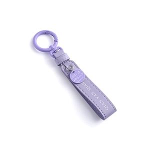 Llaveros de Moda Color Morado, Llavero Personalizado de Cuero PU con Nombre y Pequeño Colgante - Product Image 6