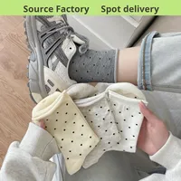Chaussettes courtes en coton tricotées pour femme, anti-bactériennes, fines, motif à pois, style décontracté, avec logo, pour printemps, été, automne