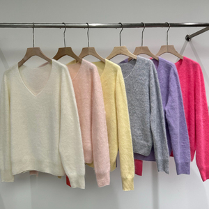 Nuovo Pullover da Donna in Cashmere Autunno Inverno 2025 con Scollo a V Lavorato a Maglia dalla Vestibilità Ampia Maglia Basic - Product Image 2