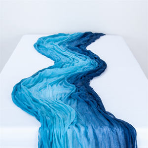 Camino de mesa impreso rústico de gasa arrugada con tinte <span class=keywords><strong>azul</strong></span> degradado de 120 pulgadas Vintage para bodas y despedidas de soltera - Product Image 1