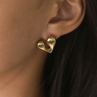 Boucles d'oreilles clous cœur en acier inoxydable plaqué or 18 carats pour femme, 3D, massives, dorées, romantiques, mignonnes, cadeau de fête, vente en gros, OEM