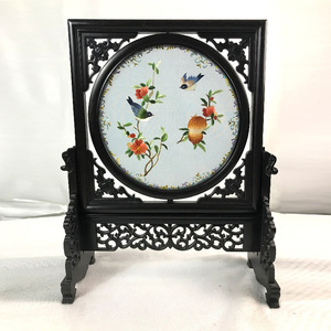 Paravent rond en soie brodée chinoise traditionnelle avec motif floral pour la décoration du salon, de la chambre à coucher et du bureau - Product Image 2
