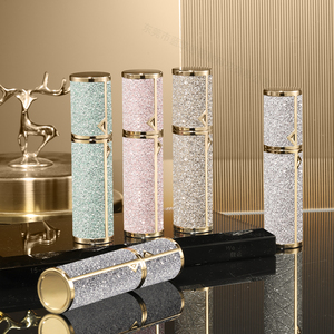 Bán buôn trực tiếp từ nhà máy chai xịt nước hoa <span class=keywords><strong>mini</strong></span> di động 5ml cao cấp bằng nhôm, da cao cấp, chất liệu cao cấp, đổ đầy trực tiếp - Product Image 2