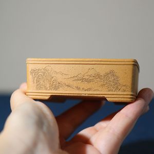 Maceta rectangular de Zisha para bonsái, tallada a mano, miniatura, hecha por el artista Zhang Kelei de Yixing. - Product Image 1