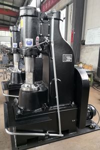 Máquina de martillo de forja neumática de alta calidad, potencia de aire de metal fácil de operar con componentes de núcleo de motor - Product Image 3