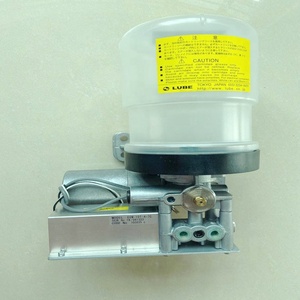 ปั๊มจ่ายจาระบี EGM-MP-4-7C 103881c เครื่องจักร P-107 LUBE EGM-10T-4-7C - Product Image 4