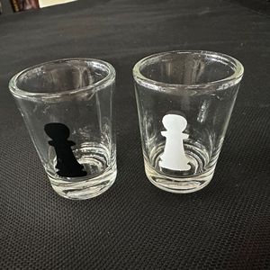35×35cm ガラス製チェスセット カップ チェスとワインカップゲーム ショットグラス ドリンクグラス チェスセット 大人向け - Product Image 4