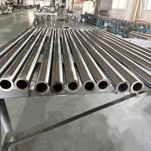 Hardverchroomde naadloze stalen buizen voor industriële toepassingen, verkrijgbaar in diverse maten en oppervlakteafwerkingen. - Product Image 6