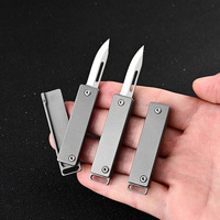 Couteau utilitaire miniature en acier D2 haute dureté, porte-clés, couteau pliant de poche en alliage de titane pour le camping, EDC, cadeau