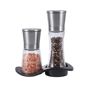 Gadgets <span class=keywords><strong>de</strong></span> cuisine <span class=keywords><strong>de</strong></span> haute qualité 304 <span class=keywords><strong>menu</strong></span> en acier inoxydable <span class=keywords><strong>de</strong></span> qualité supérieure 170mlx2 ensemble double <span class=keywords><strong>moulin</strong></span> à sel et poivre avec base en plastique - Product Image 2