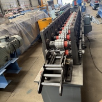 Machines de fabrication de pannes oméga Machine de fabrication de profilés oméga Machine de formage de tôles d'acier léger
