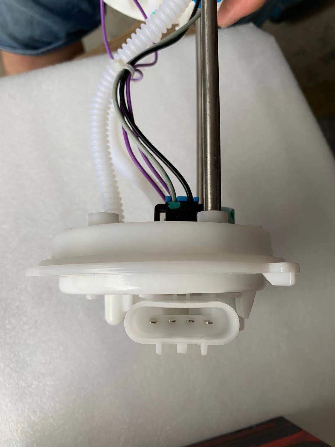 Fuel Pump Assembly 8979457130 for Isuzu D-MAX - High Quality