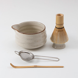 Ensemble de thé Matcha en porcelaine de Chaozhou avec bol à bec verseur 460 ml, filtre et accessoires pour cérémonie du thé, blanc, rose, vert - Product Image 4