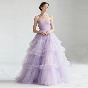 Abito da sera in Tulle con scollo a cuore lilla senza spalline con Maxi abito stringato a balze per attività formale - Product Image 2