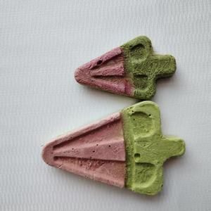 Freeze-Dried Chicken <strong>Goat</strong> <strong>Milk</strong> Ice Cream for Dogs - Easy-to-Feed Training Rewards - Product Image 1