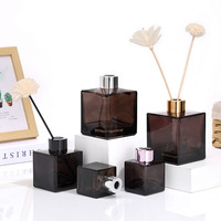 Vente en gros Flacon diffuseur à roseaux vide 100ml 150ml 300ml 500ml Flacon diffuseur de luxe Flacon diffuseur carré noir