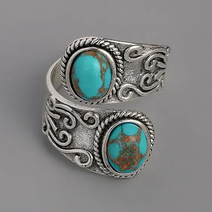 Anello Aperto Regolabile Stile Bohemien con Turchese Vintage, Gioiello Statement per Donna da Indossare Ogni Giorno - Product Image 5