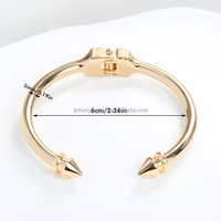 Bracelet jonc ouvert en alliage plaqué or de haute qualité pour femme, orné de strass et motif feuille, de Guangzhou
