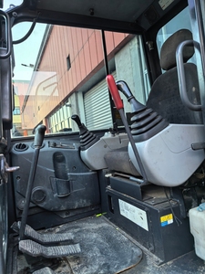 Fabriqué au Japon, mini-excavatrice d'occasion Kobelco SK60-8 d'origine, 6 tonnes, modèle 2025, puissance de 100 kW, testée et inspectée, à vendre - Product Image 5