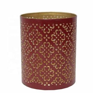 Soporte votivo de forma redonda de lujo hecho a mano para Navidad, frasco de vela de estilo moderno hecho a mano de hierro de Color rojo bonito, venta al por mayor - Product Image 1