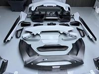 Kit carrosserie en fibre de carbone sèche style Ferrari 488 Pista : barre avant, barre arrière, aileron, jupes latérales, lèvre arrière – Amélioration et adaptation 2015