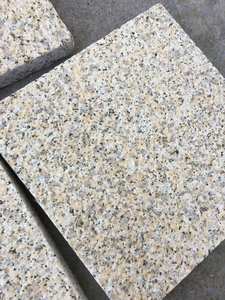 Venta caliente de losas de encimera de cocina de granito amarillo personalizado aplicación de baño al aire libre barato losas de granito con forma de azulejo pulido - Product Image 2