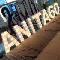 Lumières de lettres en alphabet arabe personnalisées, lettres en 3D, enseigne lumineuse LED, veilleuse extérieure pour bar, hôtel, mariage, décoration de festival