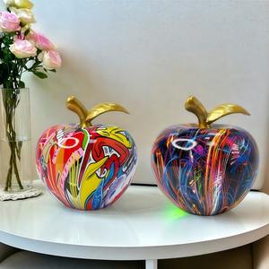 Nouveaux ornements créatifs en forme de pomme en résine époxy, sculptés artistiquement, cadeaux de déménagement pour la maison, pour le salon, l'entrée ou le meuble à vin - Product Image 2