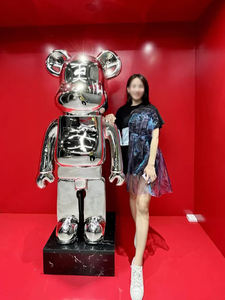 Celebridad de Internet electrochapado oso violento gran adorno moderno creativo barbería centro comercial escultura de dibujos animados - Product Image 2