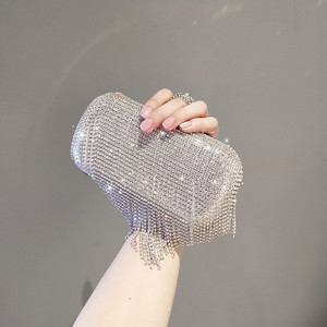 Bolso de mano de noche para mujer, de diseñador, para fiesta, boda, con pedrería y borlas - Product Image 5