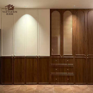 <span class=keywords><strong>Armadio</strong></span> in Legno Personalizzato Bicolore <span class=keywords><strong>con</strong></span> Design Moderno e Salvaspazio - Product Image 4