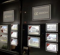 Cadre d'affichage mural A3 A4 LED acrylique pour affiche Agent immobilier Panneau d'affichage publicitaire rétro-éclairé LED