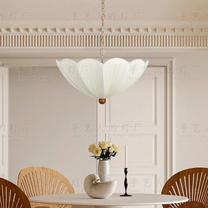 Lustre de style rétro français, couleur crème, source de lumière LED, pour chambre à coucher, salon, salle à manger, entrée, design floral haut de gamme - Product Image 4