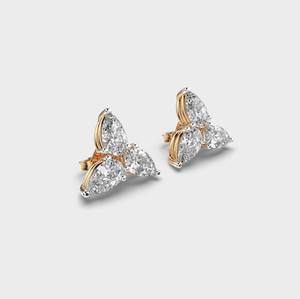 Boucles d'oreilles clous en diamant de laboratoire taille poire, trois pierres en or blanc/rose/jaune 18 carats, certifiées IGI, cadeau d'anniversaire ou de fête - Product Image 3
