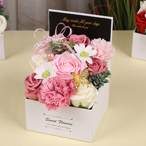 Support de table réaliste en forme de rose parfumée, présentoir floral artificiel en savon pour cadeau, décoration de maison et de mariage - Product Image 1