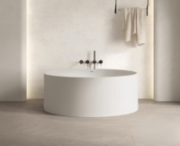 Baignoire autoportante en pierre artificielle de style moderne, couleur blanc mat, surface solide, écologique, durable, avec drain intégré pour salle de bain