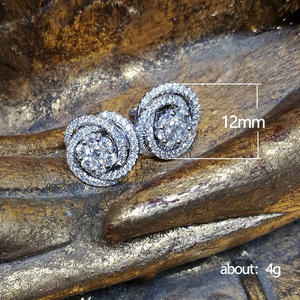 Orecchini a Fiore Scintillanti per Donne, Eleganti Gioielli Floreali alla Moda - Product Image 4