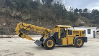 Máquina de Escalpeado Subterráneo XMPYT-66, 7100 mm de Altura, Brazo Hidráulico Completo, Eje de Frenado Húmedo, Motor de 66 KW para Operación en Túneles y Carreteras