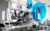 Ligne de production de machines d'emballage entièrement automatiques à grande vitesse pour lingettes humides pour bébés, 80-130 pièces/unité