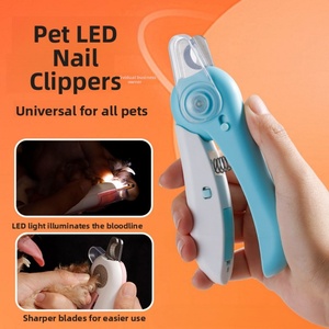 Otros cortaúñas 2 en 1 para mascotas con luz LED, diseñados para evitar cortar el vello rápido, aptos para gatos y perros - Product Image 3