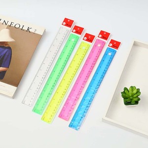 <span class=keywords><strong>Regla</strong></span> de Plástico Transparente <span class=keywords><strong>Flexible</strong></span> de <span class=keywords><strong>30</strong></span> <span class=keywords><strong>cm</strong></span>, Color Rosa, Popular, para Material Escolar y de Oficina, Venta al Por Mayor - Product Image 2