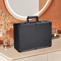 Valise de barbier de haute qualité avec serrure, boîte à outils de coiffure, cadre en aluminium, boîte de rangement avec plaque à outils, valise de transport pour barbier