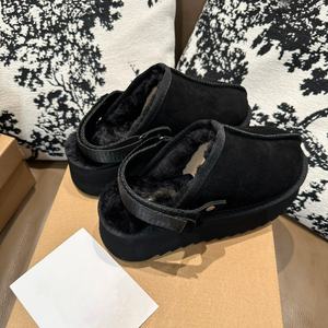 Nouvelles Sandales Demi-Mules en Peau de Mouton à Semelle Épaisse pour Femme, Chaussons Antidérapants d'Hiver pour Homme et Couple – Vente en Gros - Product Image 4