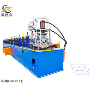 Machine de formage de gouttières en acier galvanisé à haute efficacité, machine de fabrication de gouttières sans soudure - Product Image 1