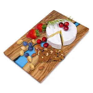 Benzersiz mavi reçine sanat ile ahşap peynir ve Charcuterie kurulu kesme tahtası kesme tahtası